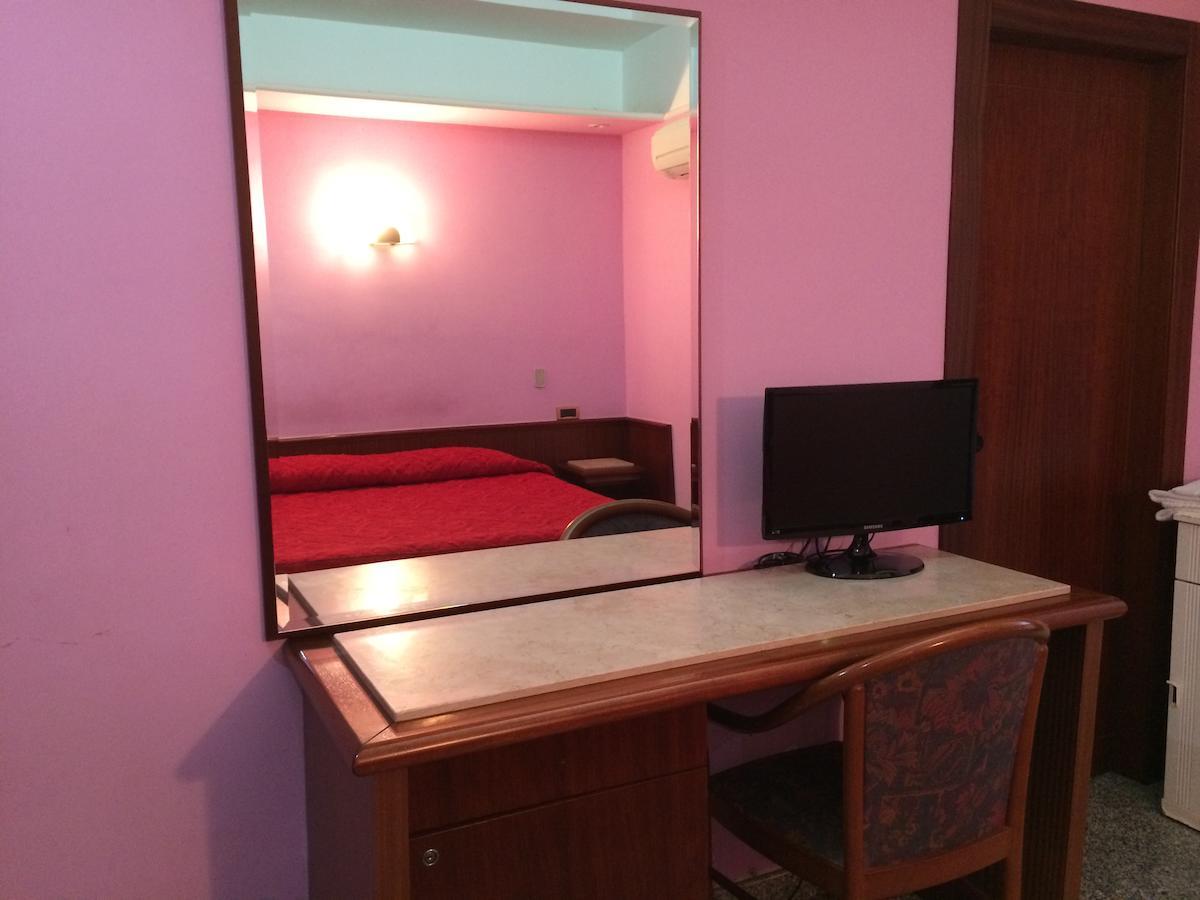 Re Di Cuori Hotel Caianello Room photo