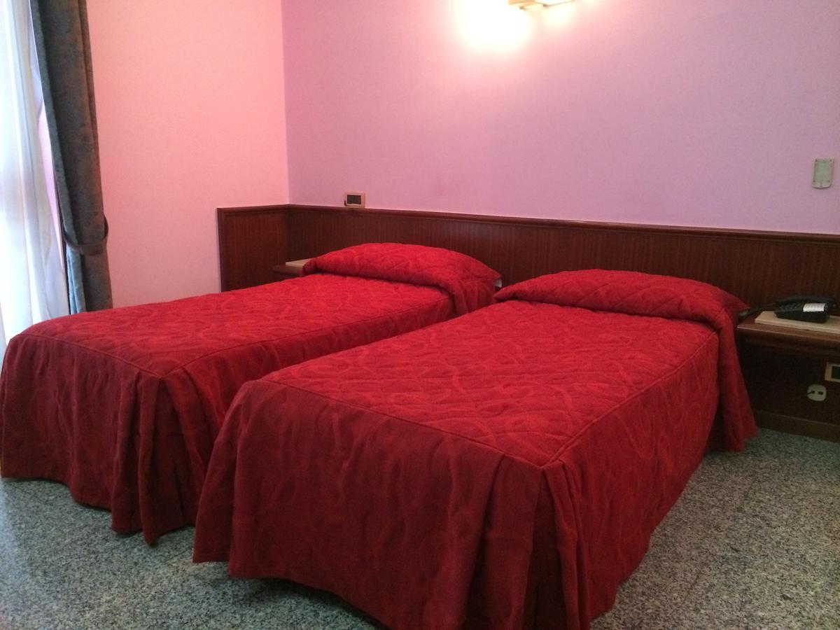 Re Di Cuori Hotel Caianello Room photo